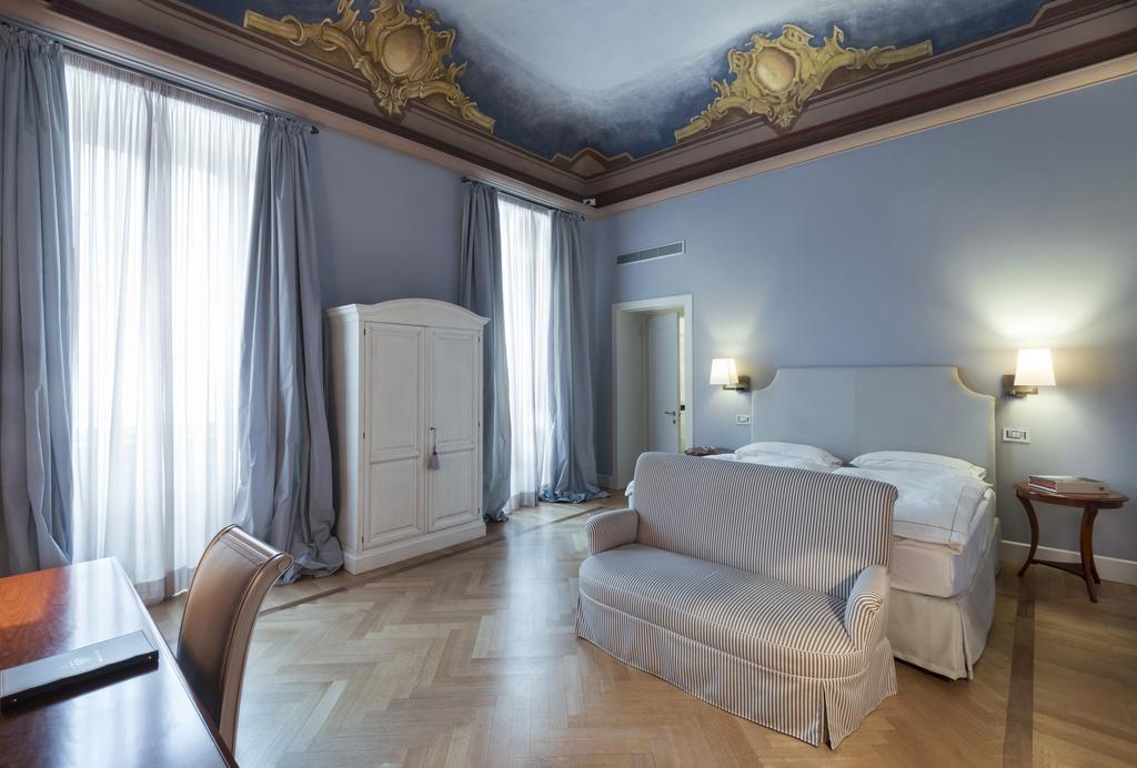 Hotel Grand Della Posta 4*
